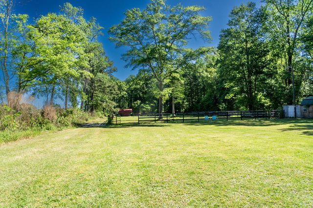 4892 State Road, Ridgeville, SC 29472
