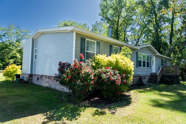 4892 State Road, Ridgeville, SC 29472