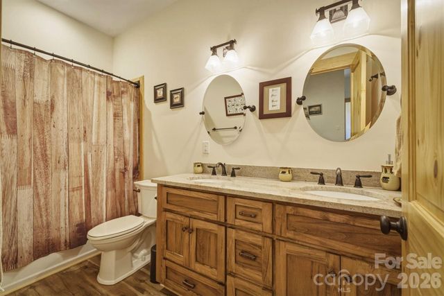 5564 Table View Lane, Lenoir, NC 28645