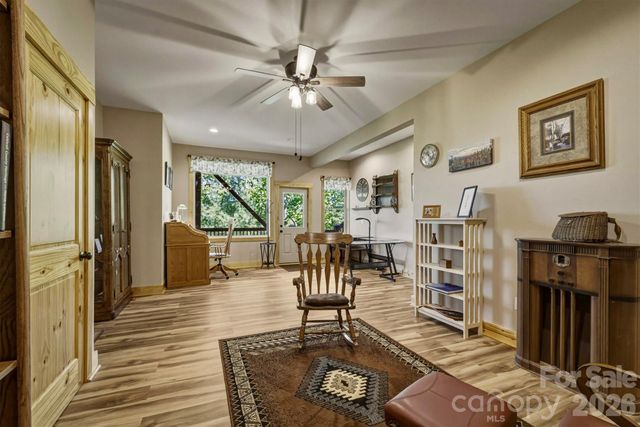 5564 Table View Lane, Lenoir, NC 28645