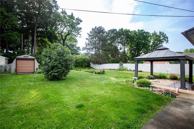 74 Tarwood Drive, Gates, NY 14606
