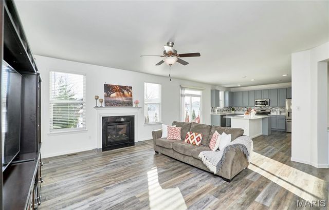 1678 Belleau Wood Drive, St Peters, MO 63376