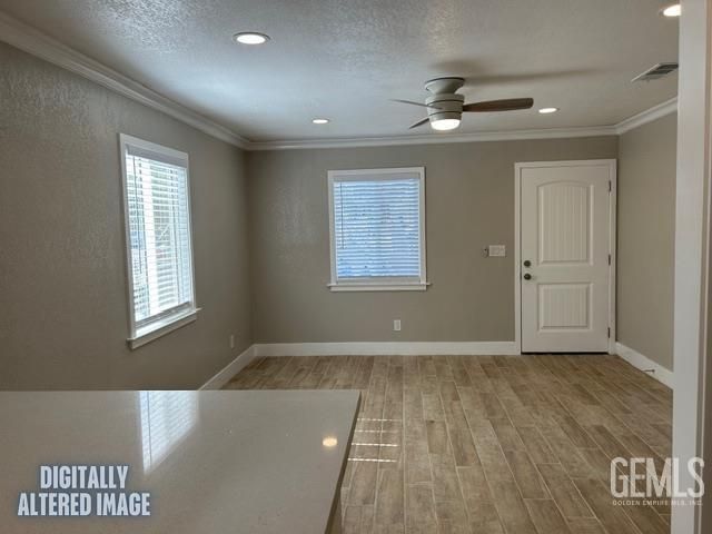 7716 Hall, Lamont, CA 93241