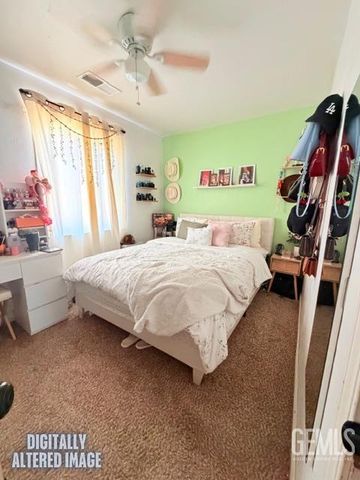 7716 Hall, Lamont, CA 93241