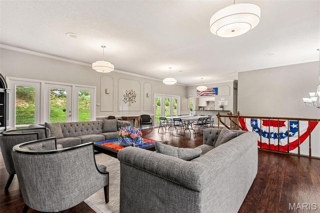 1511 Hampton Hall Drive 10, Chesterfield, MO 63017