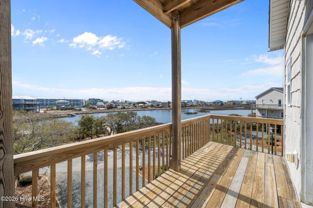 113 Anchor Drive A, Surf City, NC 28445