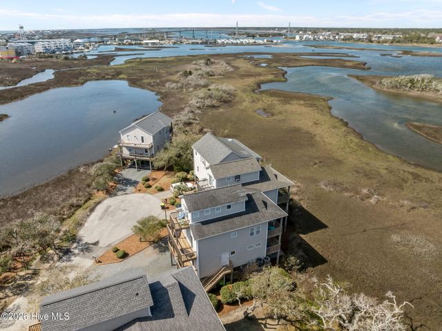 113 Anchor Drive A, Surf City, NC 28445