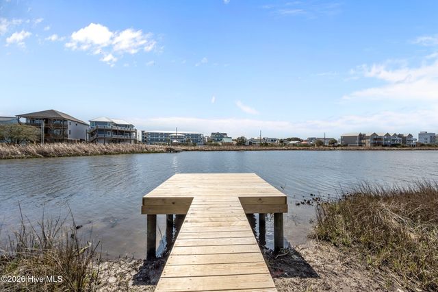 113 Anchor Drive A, Surf City, NC 28445