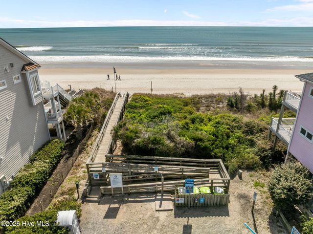 113 Anchor Drive A, Surf City, NC 28445
