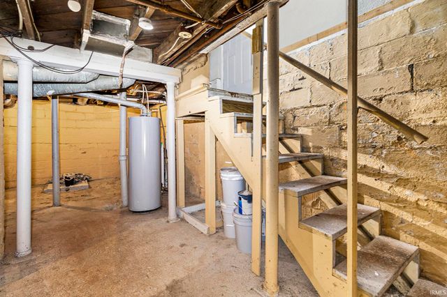 805 Miner Street, South Bend, IN 46617