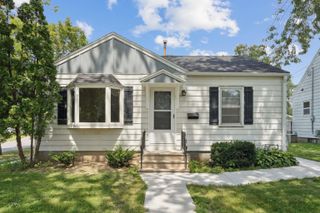 1101 Glenny Avenue, Waterloo, IA 50702