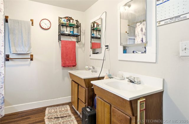 472758 E 730 Road, Westville, OK 74965