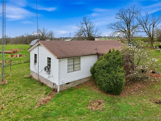 472758 E 730 Road, Westville, OK 74965