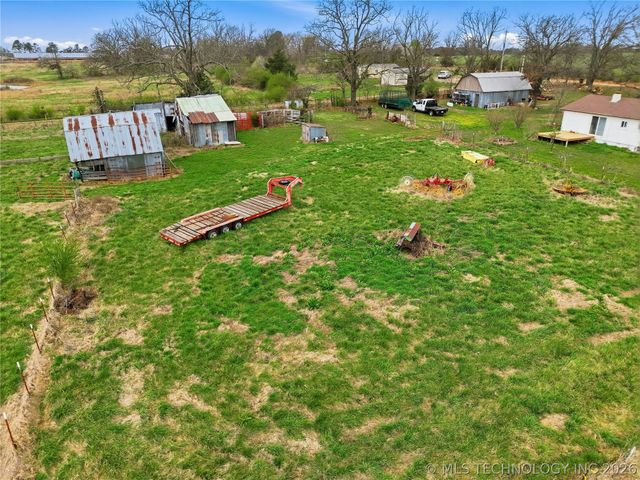 472758 E 730 Road, Westville, OK 74965