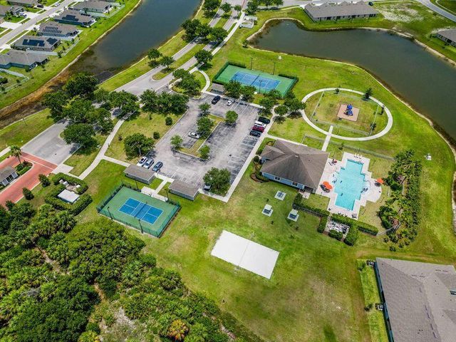 5309 Vespera Street, Fort Pierce, FL 34951
