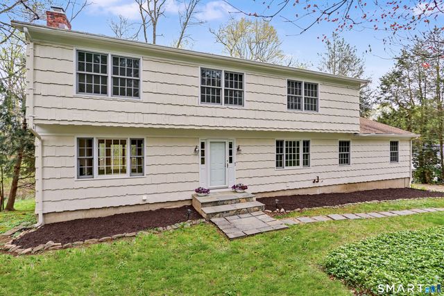 30 Pequot Trail, Westport, CT 06880