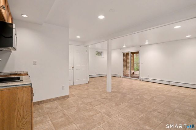 30 Pequot Trail, Westport, CT 06880