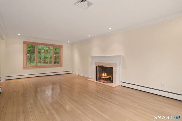 30 Pequot Trail, Westport, CT 06880