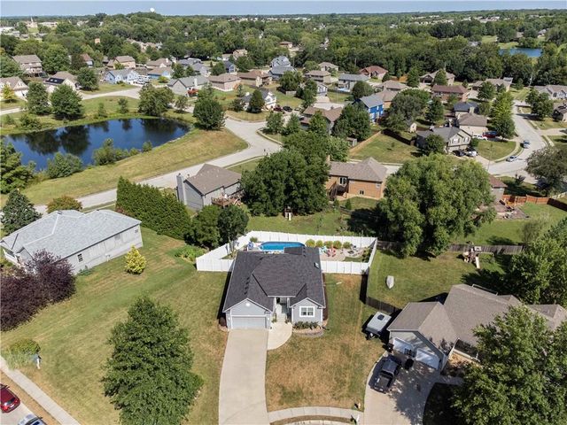 1413 Sloan Avenue, Pleasant Hill, MO 64080