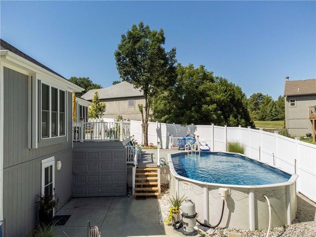 1413 Sloan Avenue, Pleasant Hill, MO 64080