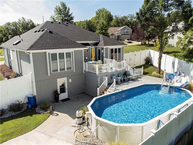 1413 Sloan Avenue, Pleasant Hill, MO 64080