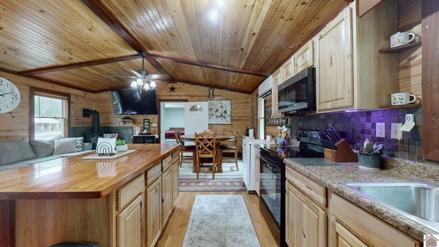 629 Ahab Road, Hardin, KY 42048