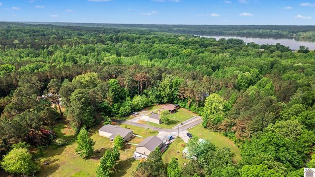 629 Ahab Road, Hardin, KY 42048