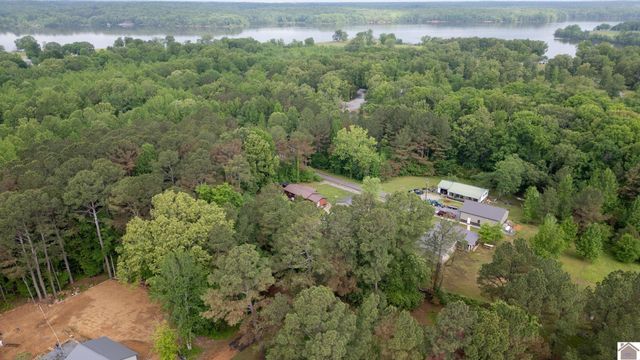 629 Ahab Road, Hardin, KY 42048