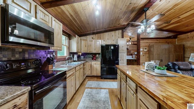 629 Ahab Road, Hardin, KY 42048