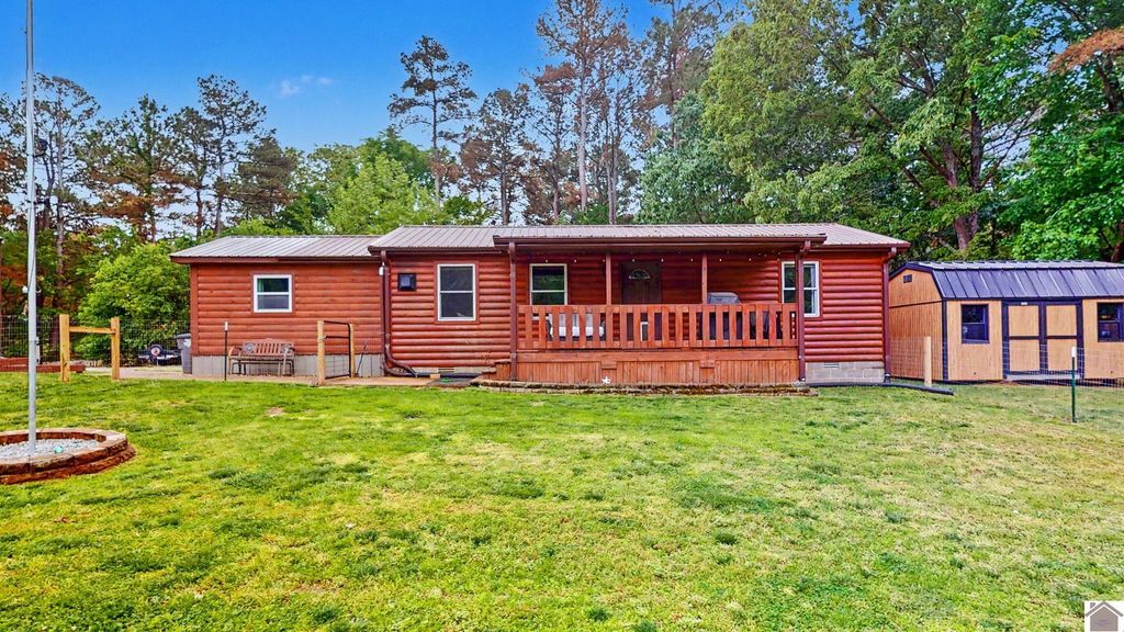 629 Ahab Road, Hardin, KY 42048