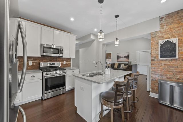 192 E 2nd Avenue, Columbus, OH 43201