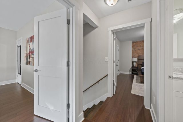 192 E 2nd Avenue, Columbus, OH 43201