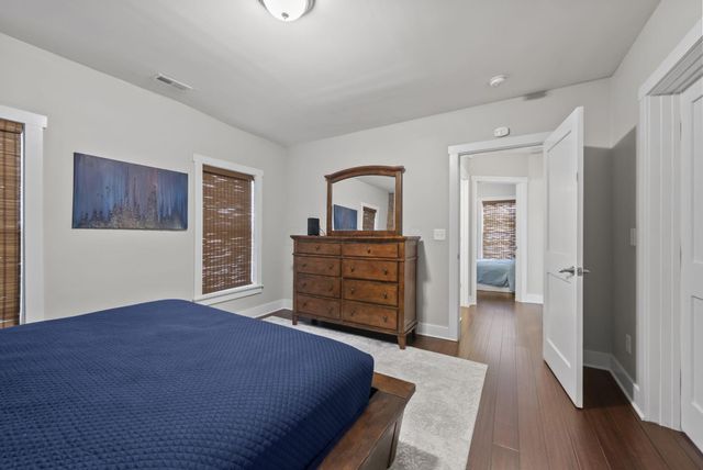 192 E 2nd Avenue, Columbus, OH 43201