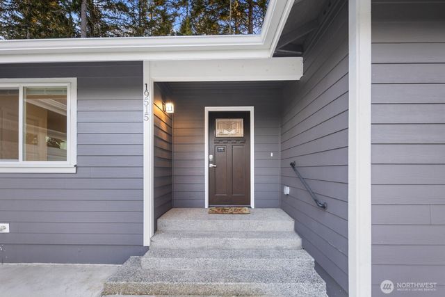 19515 26th Street Ct SW, Lakebay, WA 98349