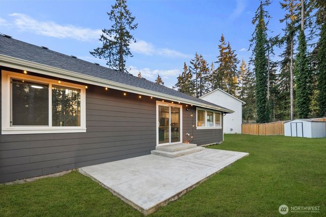 19515 26th Street Ct SW, Lakebay, WA 98349