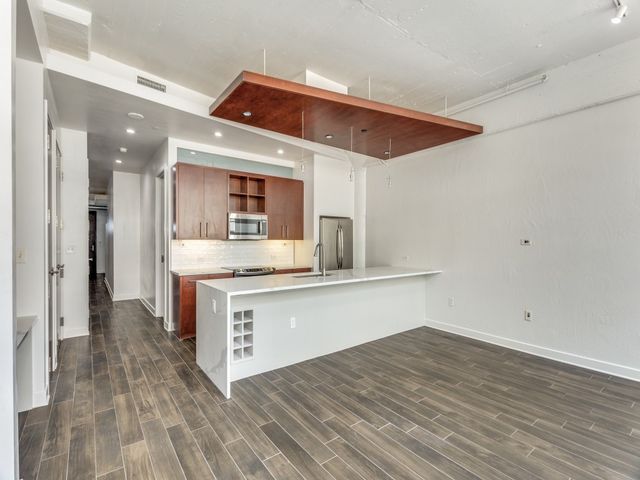 2600 W 7th Street 1613, Fort Worth, TX 76107