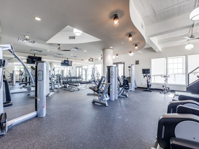 2600 W 7th Street 1613, Fort Worth, TX 76107