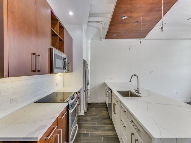 2600 W 7th Street 1613, Fort Worth, TX 76107