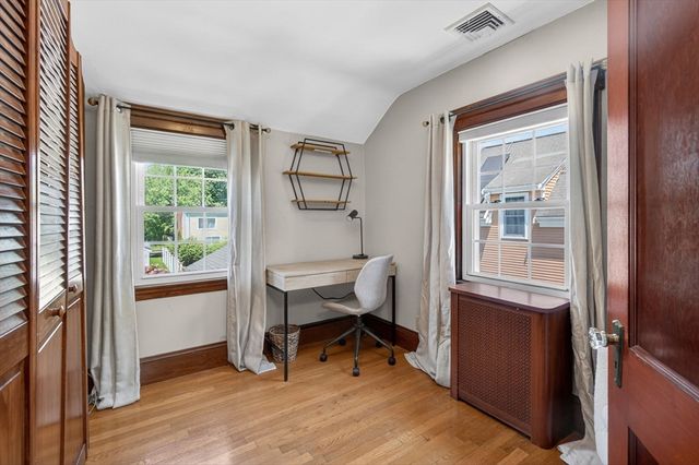 25 Pleasant St., Saugus, MA 01906