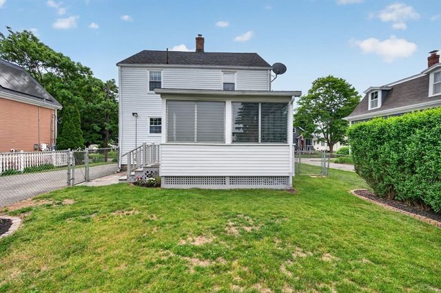 25 Pleasant St., Saugus, MA 01906