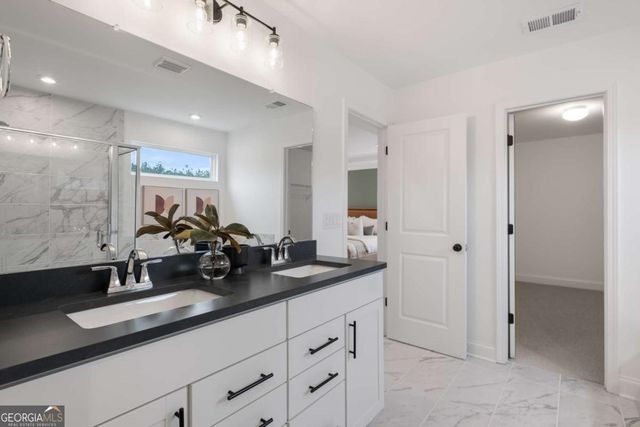 6090 Marigold Way, Atlanta, GA 30349