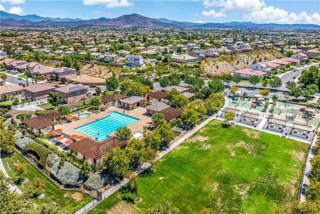 35831 Bobcat Way, Murrieta, CA 92563