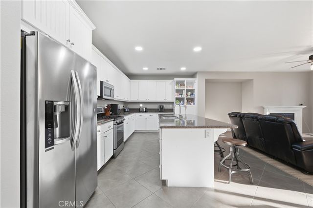 35831 Bobcat Way, Murrieta, CA 92563