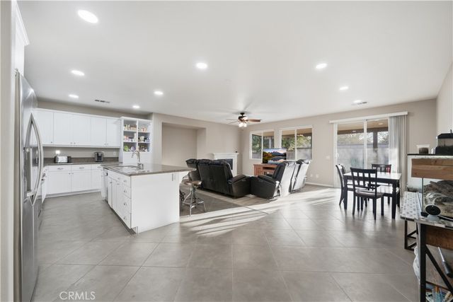 35831 Bobcat Way, Murrieta, CA 92563