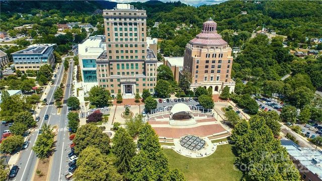 543 College Street, Asheville, NC 28801