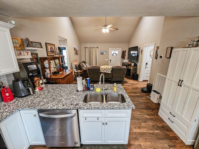 112 August Way, Shelbyville, TN 37160