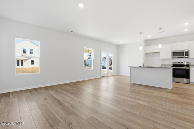 22 Concourse Drive, Ridgeland, SC 29936