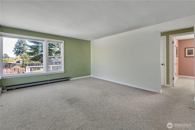 11752 20th Avenue NE, Seattle, WA 98125
