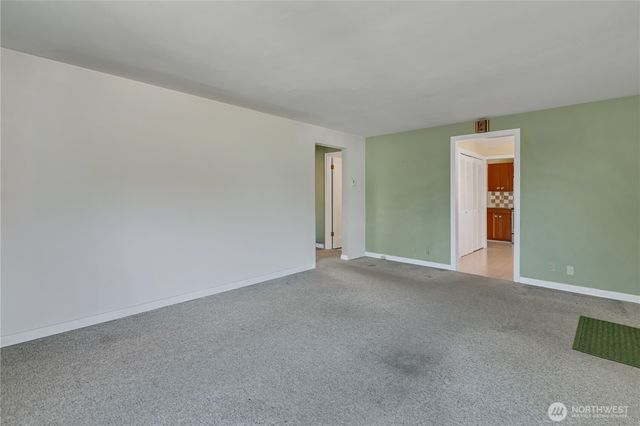11752 20th Avenue NE, Seattle, WA 98125