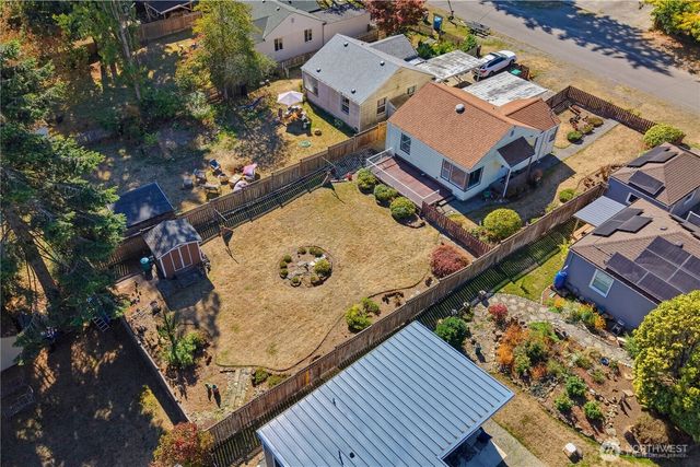 11752 20th Avenue NE, Seattle, WA 98125